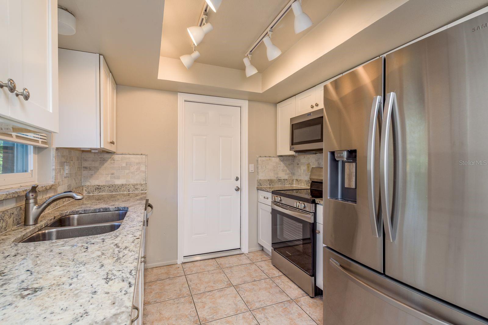 GULF-OAKS-ESTATES - Residential Lease