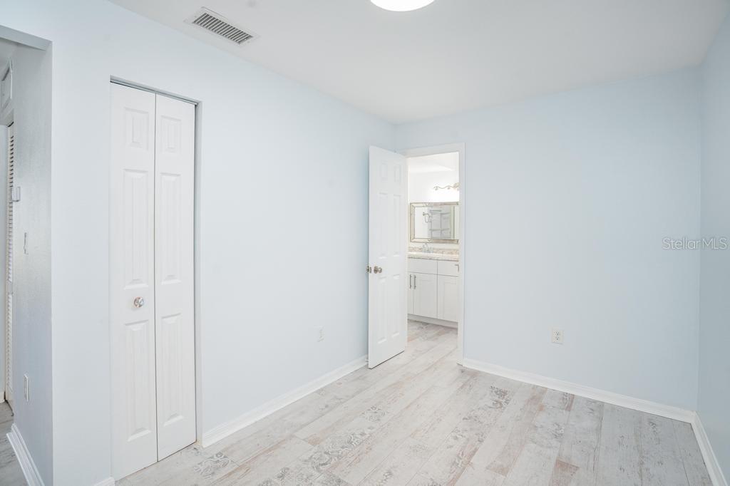 LOUGH ERNE SEC 1 CONDO - Residential