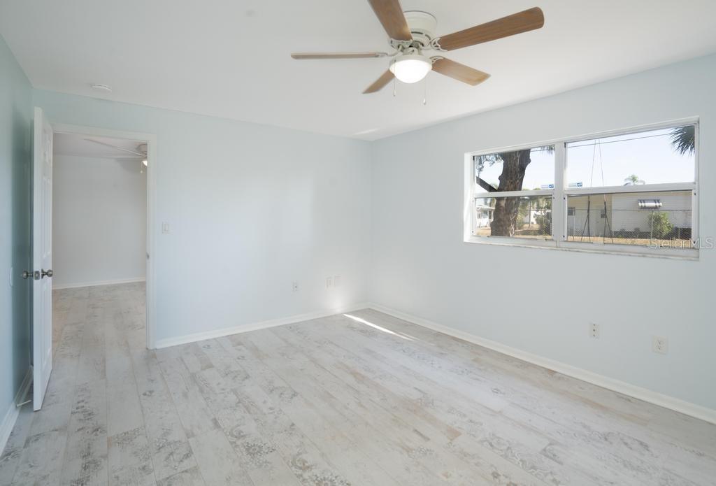 LOUGH ERNE SEC 1 CONDO - Residential