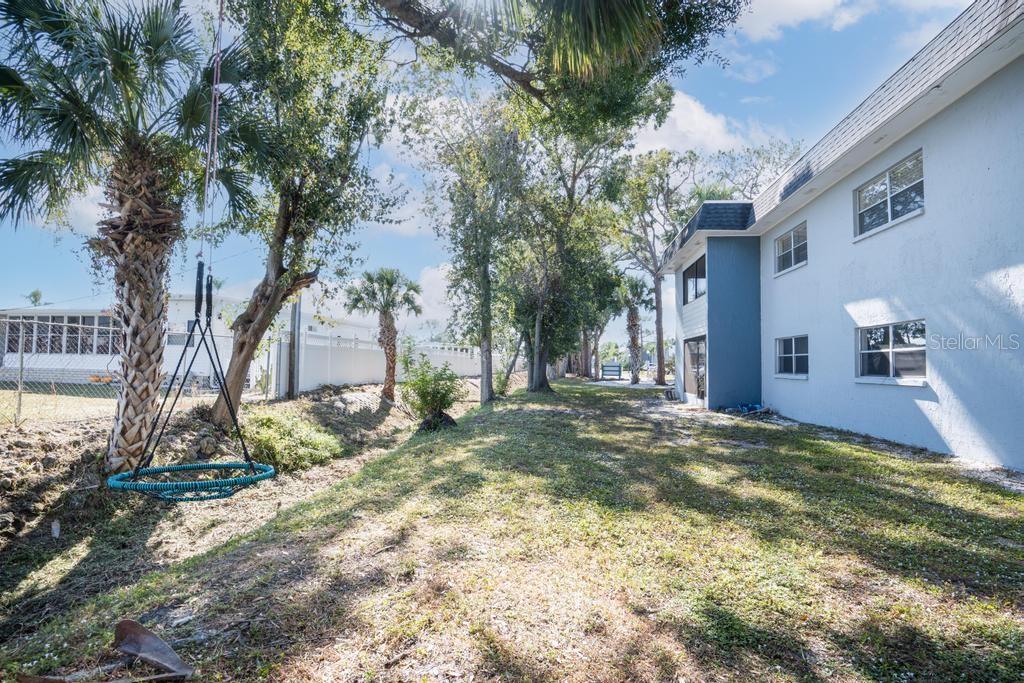 LOUGH ERNE SEC 1 CONDO - Residential