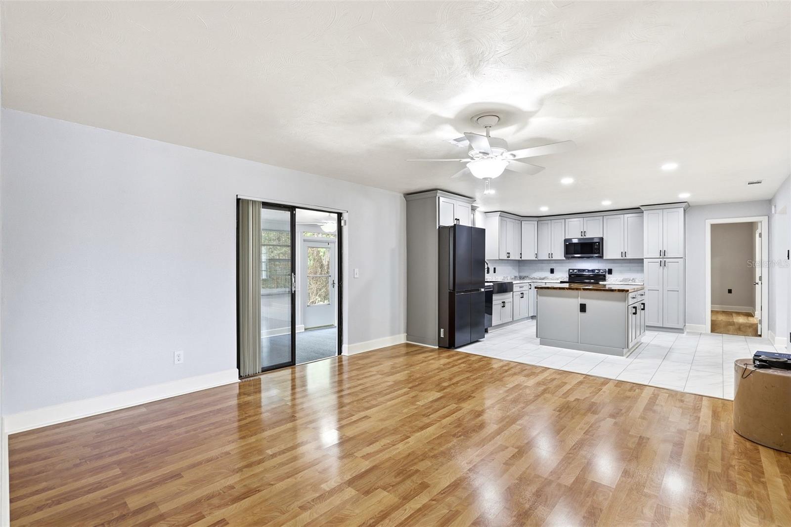 LAKE MC COY OAKS - Residential