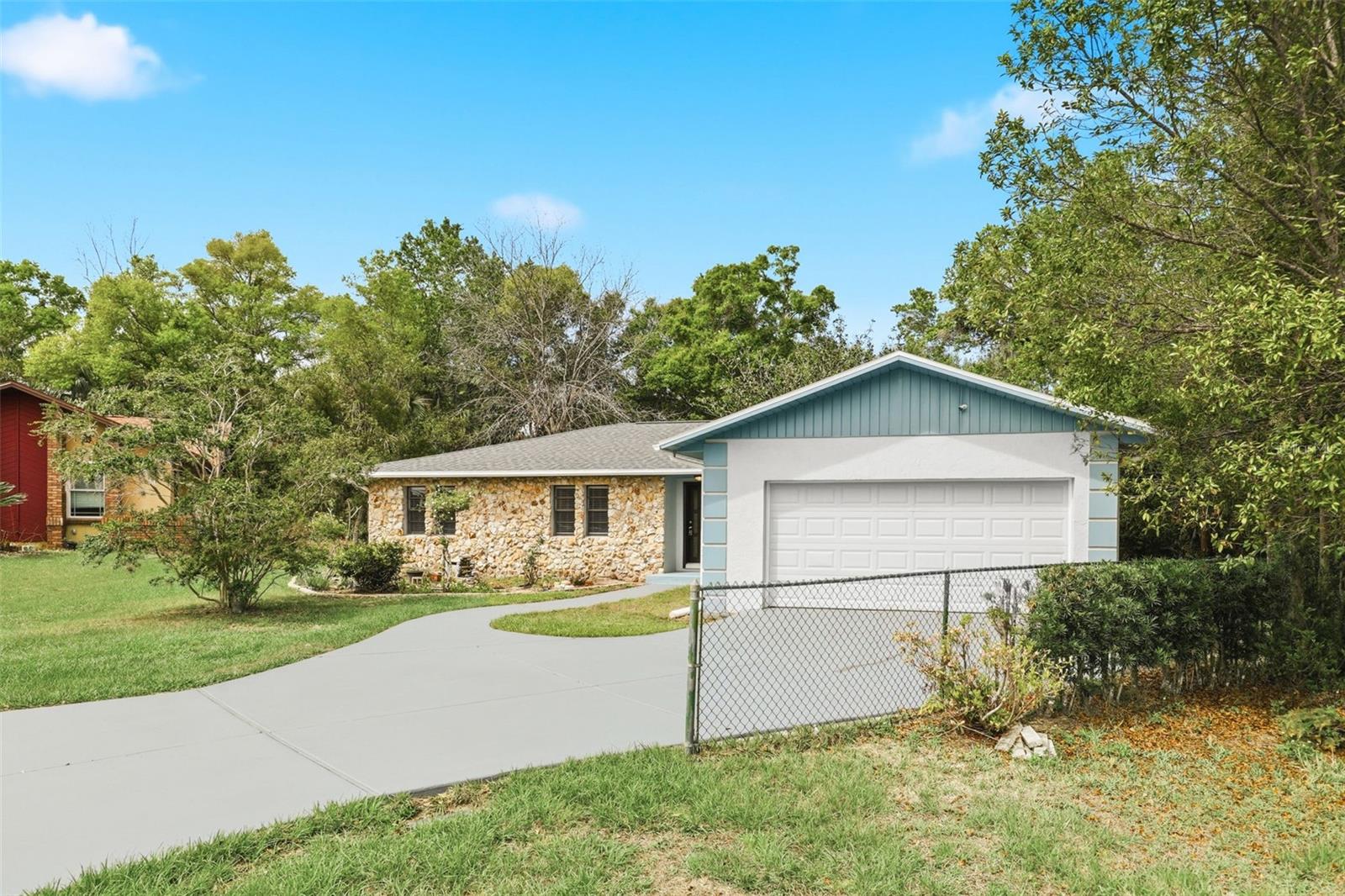 LAKE MC COY OAKS - Residential