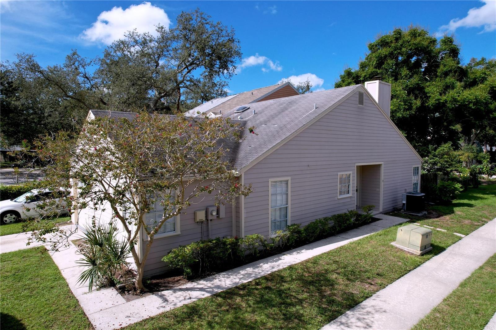 3 BEDROOM, 2 BATH, 1 CAR GARAGE, open concept unit for sale! This split floor plan is perfect for families or work from home lifestyle. This POOL community is pet friendly .The HOA covers water, trash cable, internet, pool and lawn care. Close to many Tampa Bay attractions; Easy access to I275, Babe Zaharias Golf Course, Lowry Park, Busch Gardens, Raymond James Stadium, shopping, dining, and the airport. Don't wait schedule your showing today