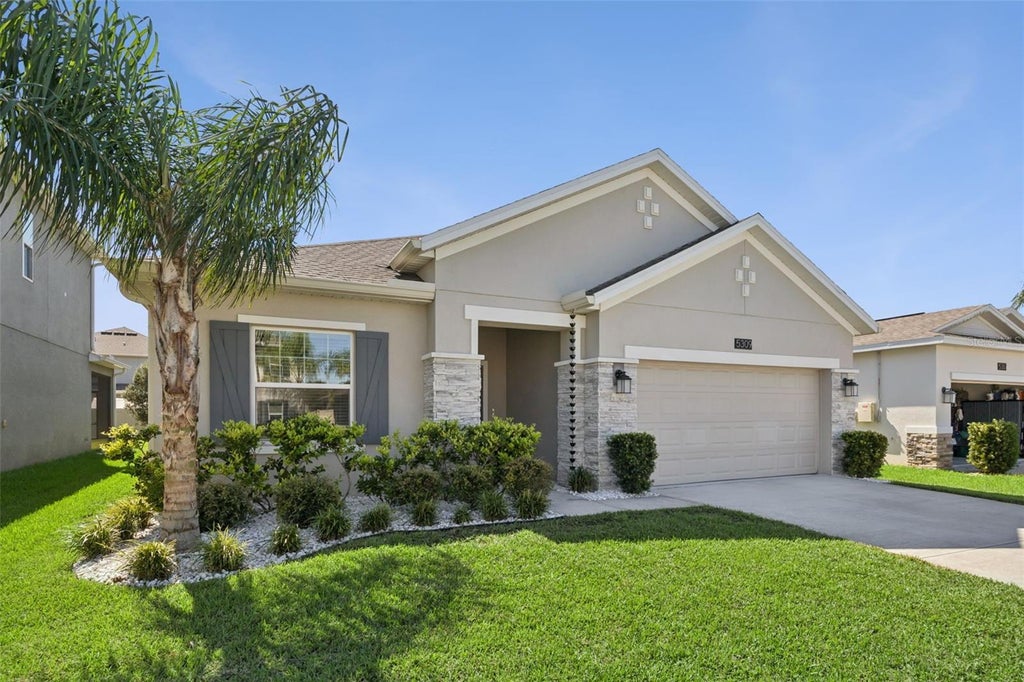 Photo of 5309 Amersham Lane, Saint Cloud, FL 34771 (MLS # O6431722)