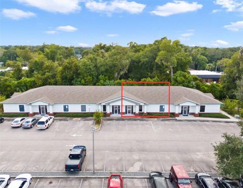 844 N STONE STREET 206 DELAND FL 32720