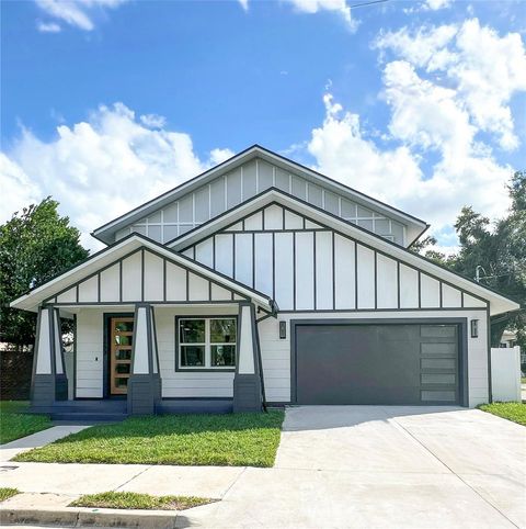 Photo of 1903 E 17th Avenue, Tampa, FL 33605 (MLS # J993954)
