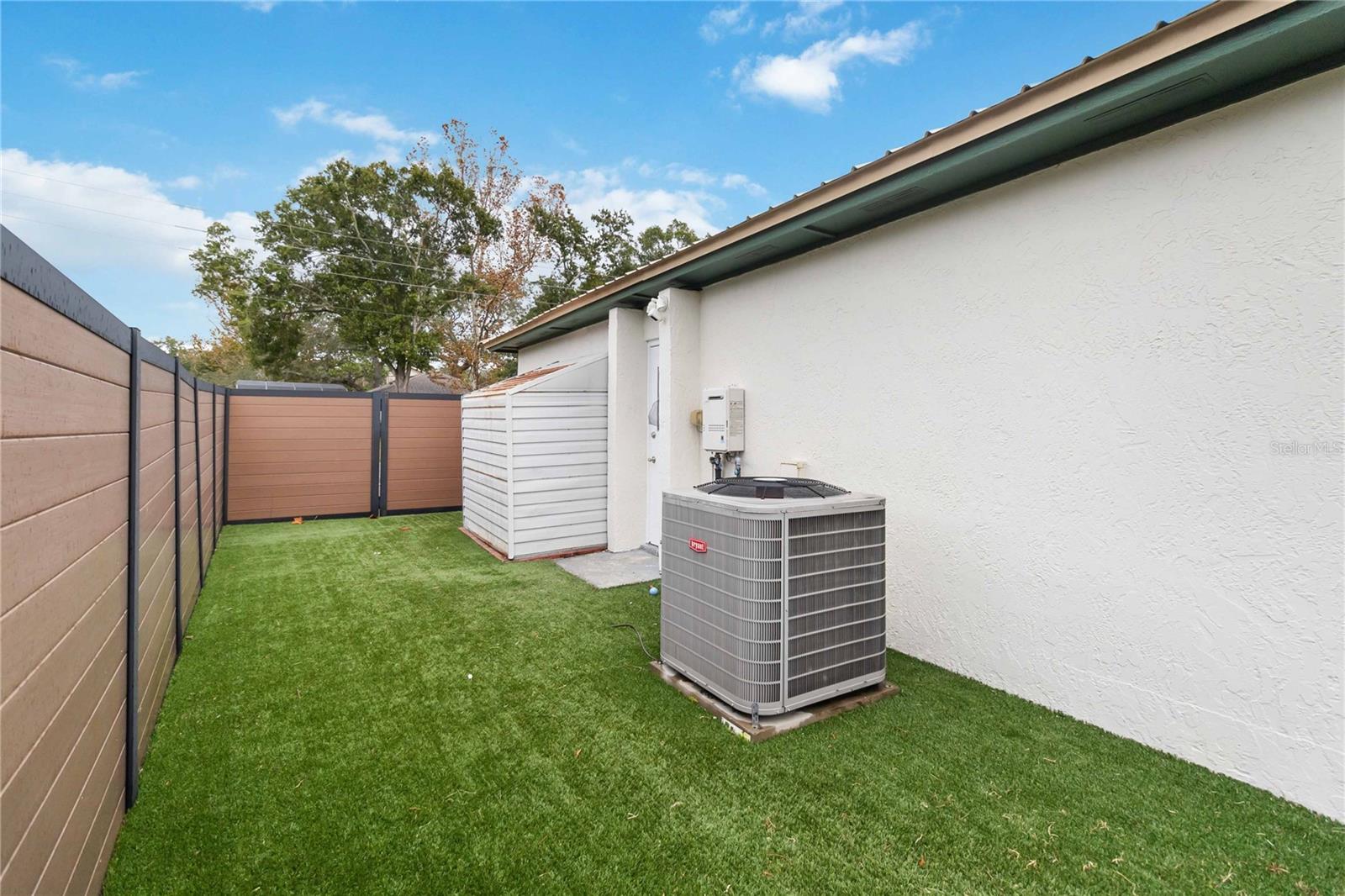 STERLING PARK UNIT 04 - Residential