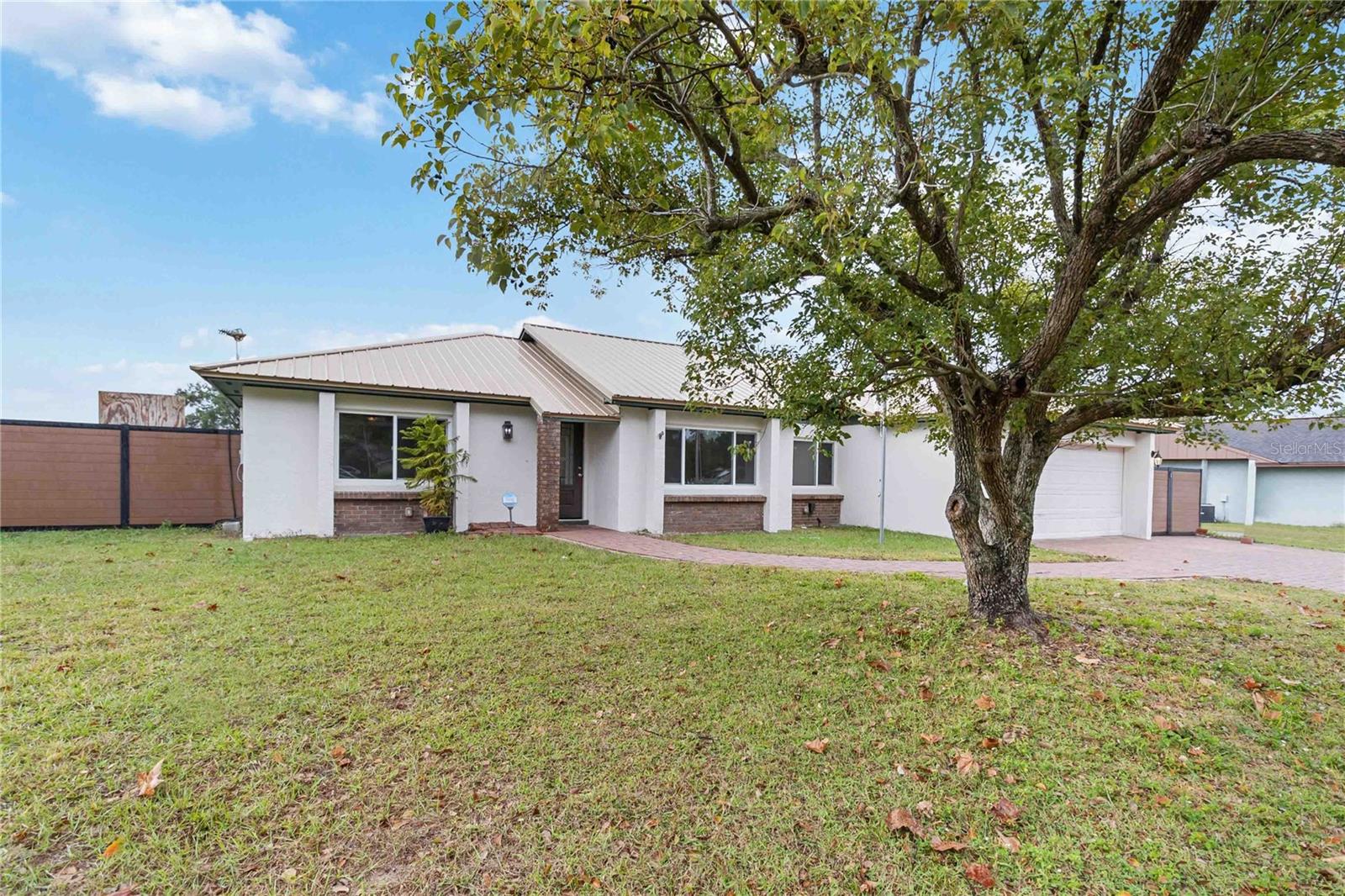 STERLING PARK UNIT 04 - Residential