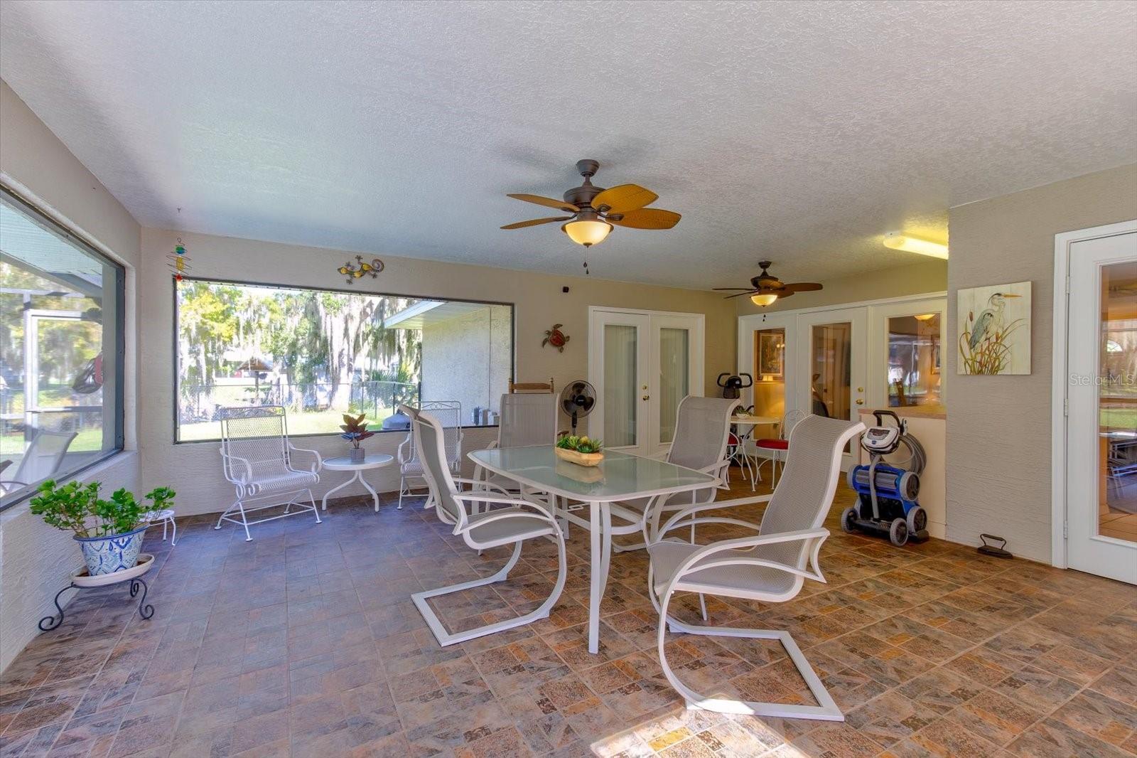 HARBOR SHORES UNIT 01 - Residential