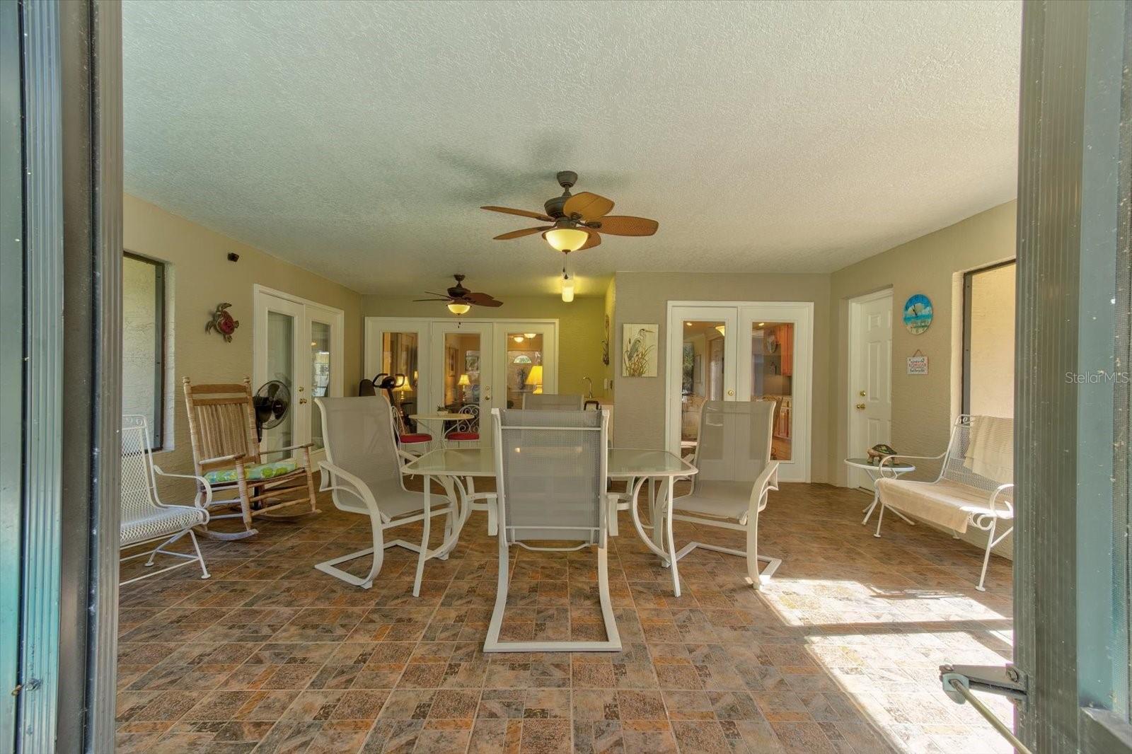 HARBOR SHORES UNIT 01 - Residential