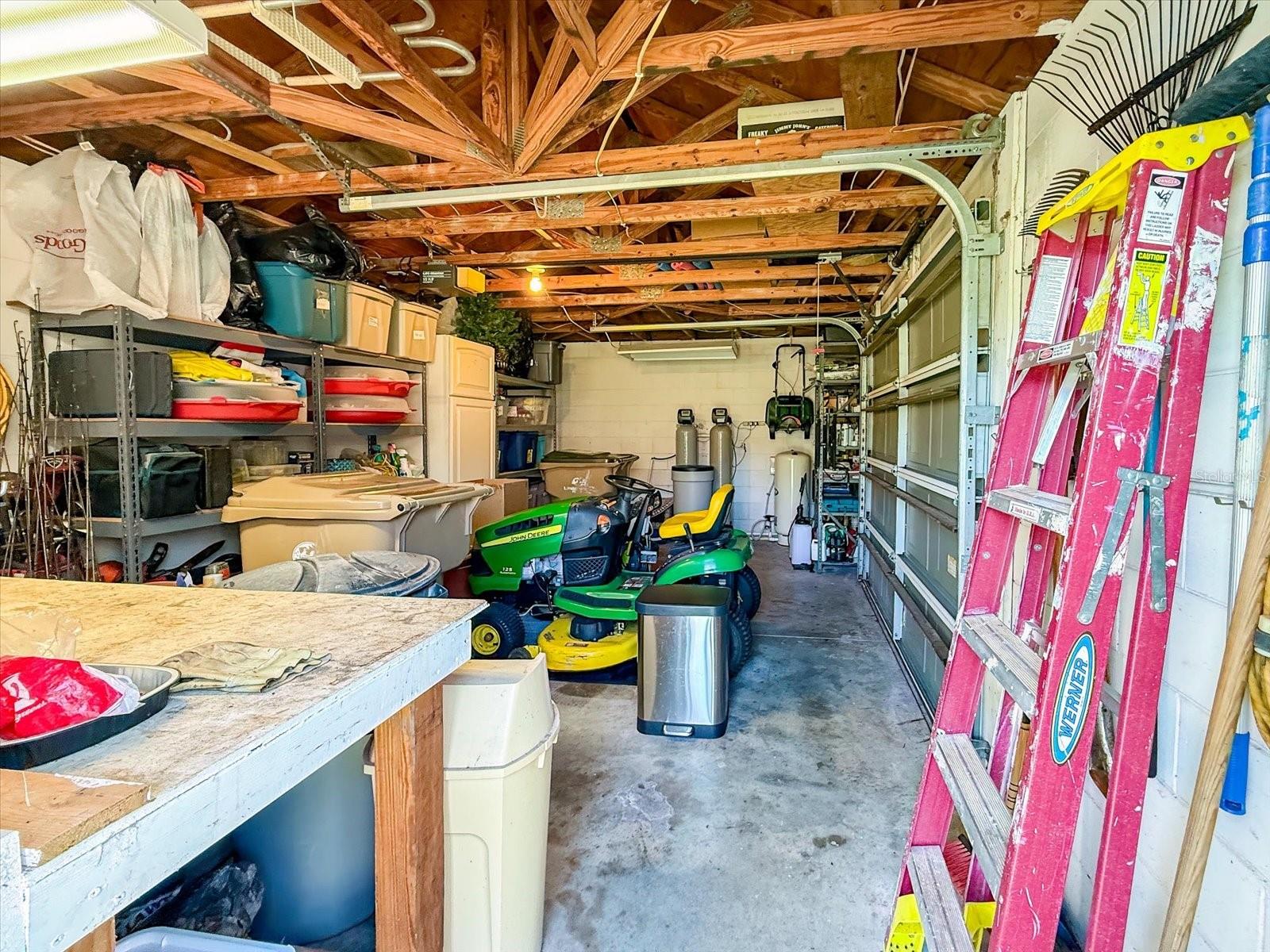 HARBOR SHORES UNIT 01 - Residential