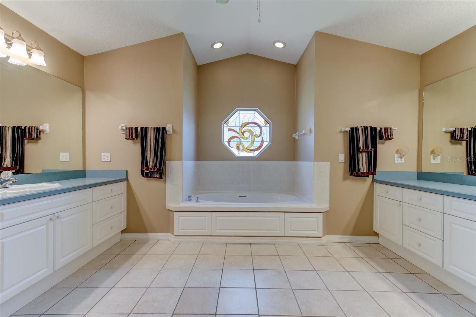 HARBOR SHORES UNIT 01 - Residential