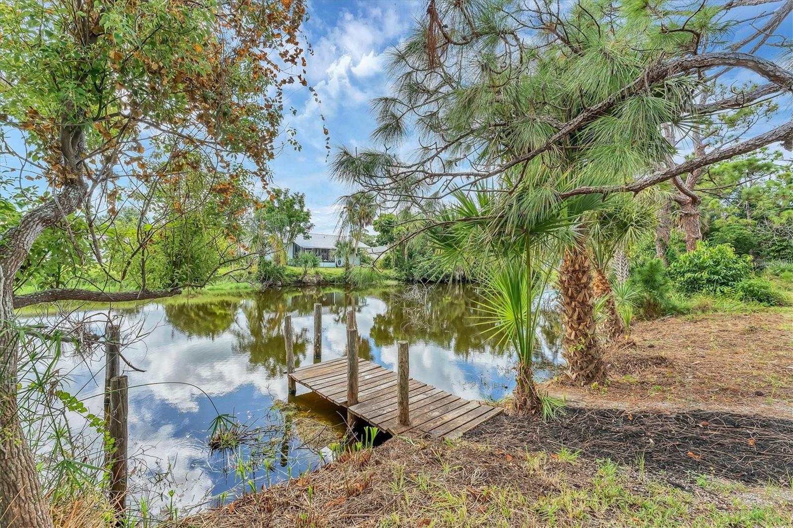 LONGLAKE ESTATES - Residential