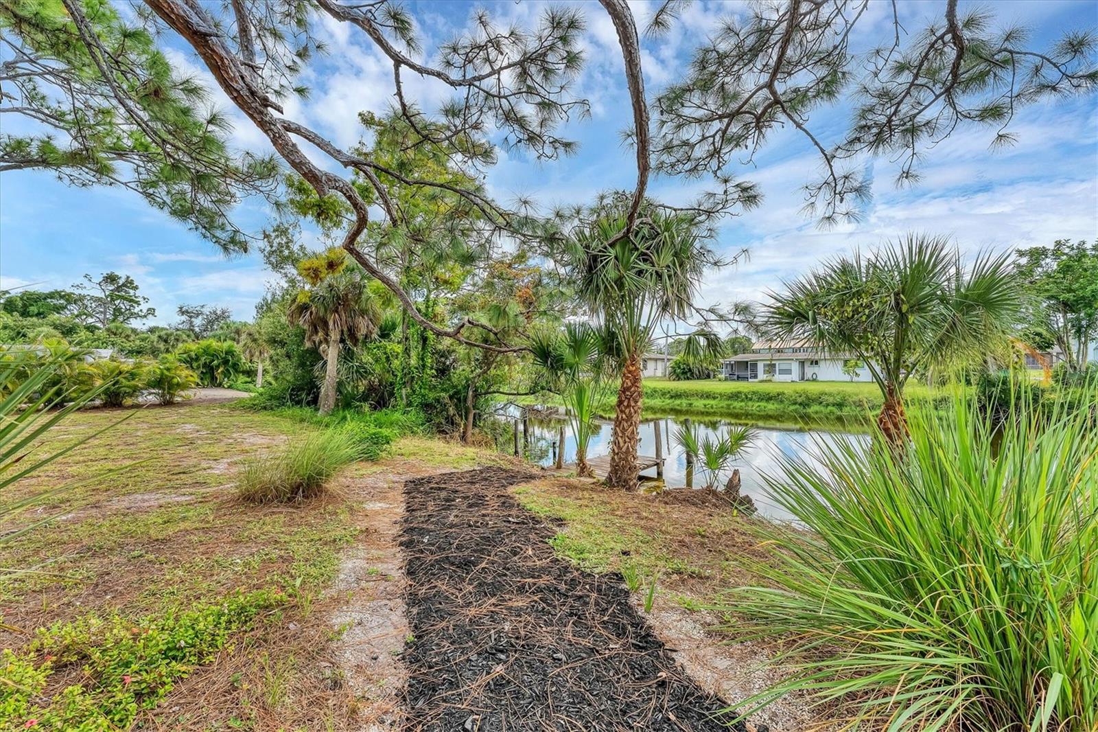 LONGLAKE ESTATES - Residential