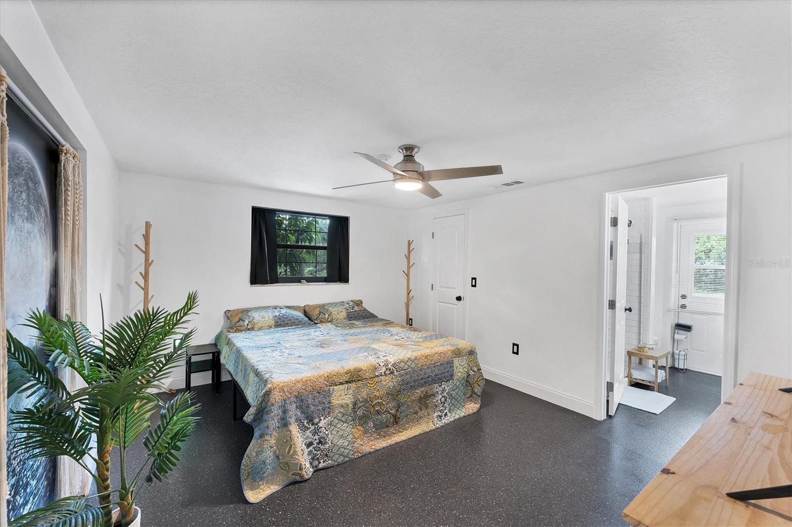 LONGLAKE ESTATES - Residential