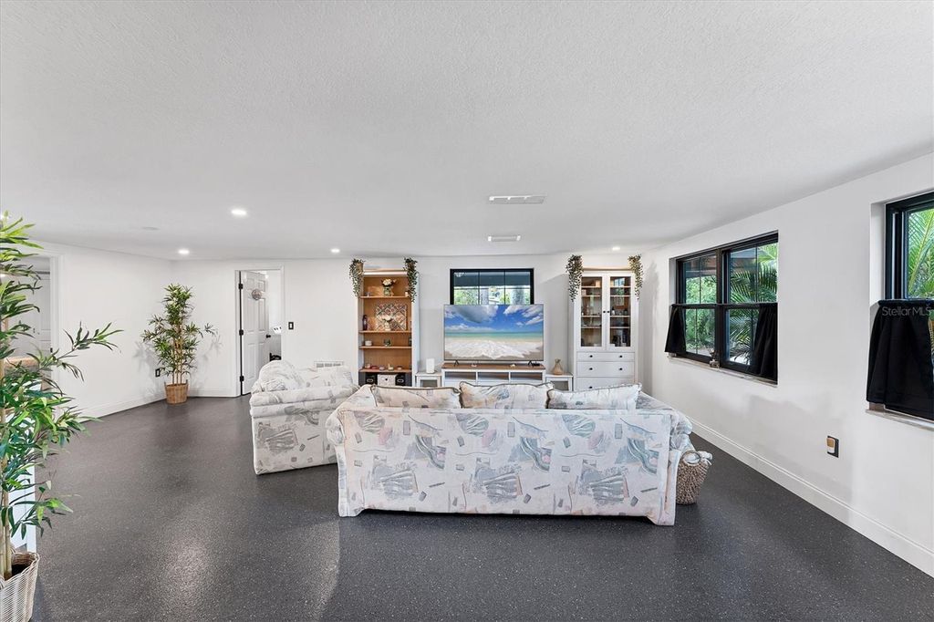 Photo of 1651 Lakeview Place, Englewood, FL 34223 (MLS # D6143973)
