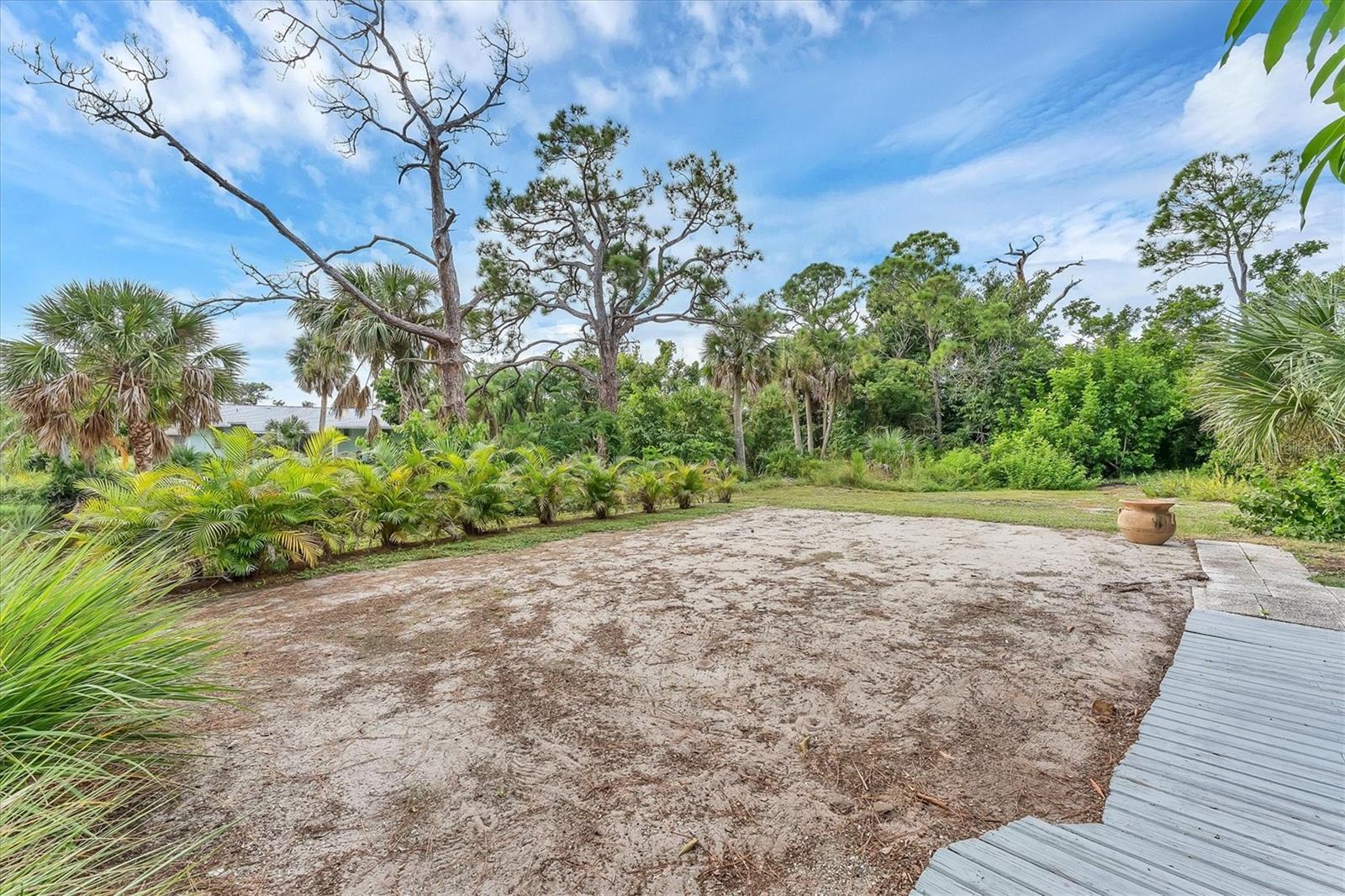 LONGLAKE ESTATES - Residential