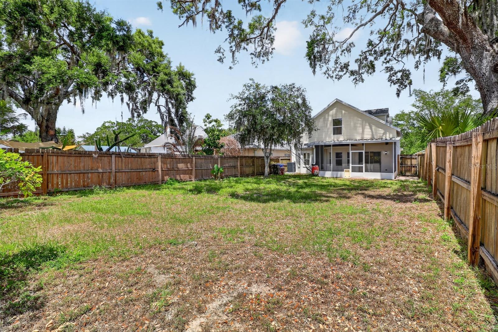 DEER PARK - Residential