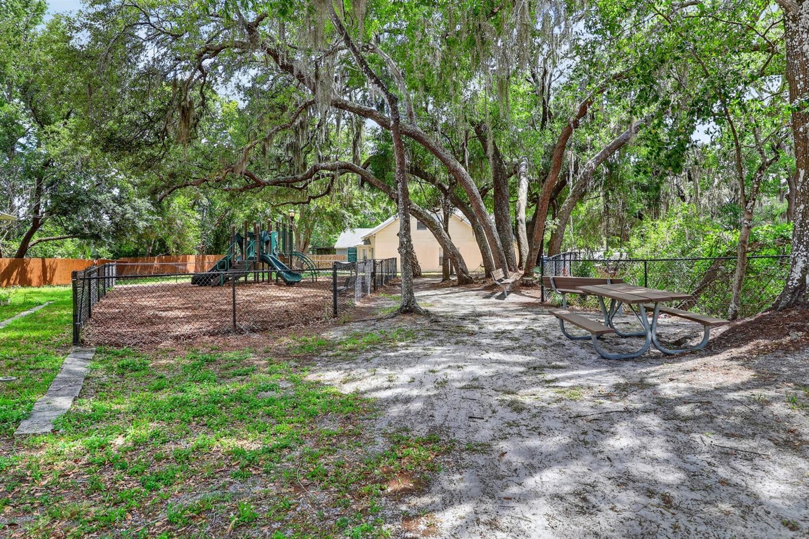 DEER PARK - Residential
