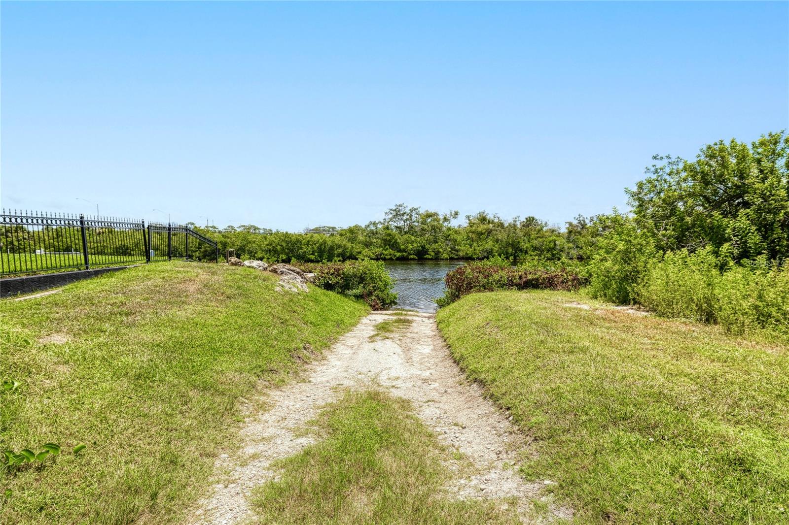 HIDDEN BAY ESTATES - Residential