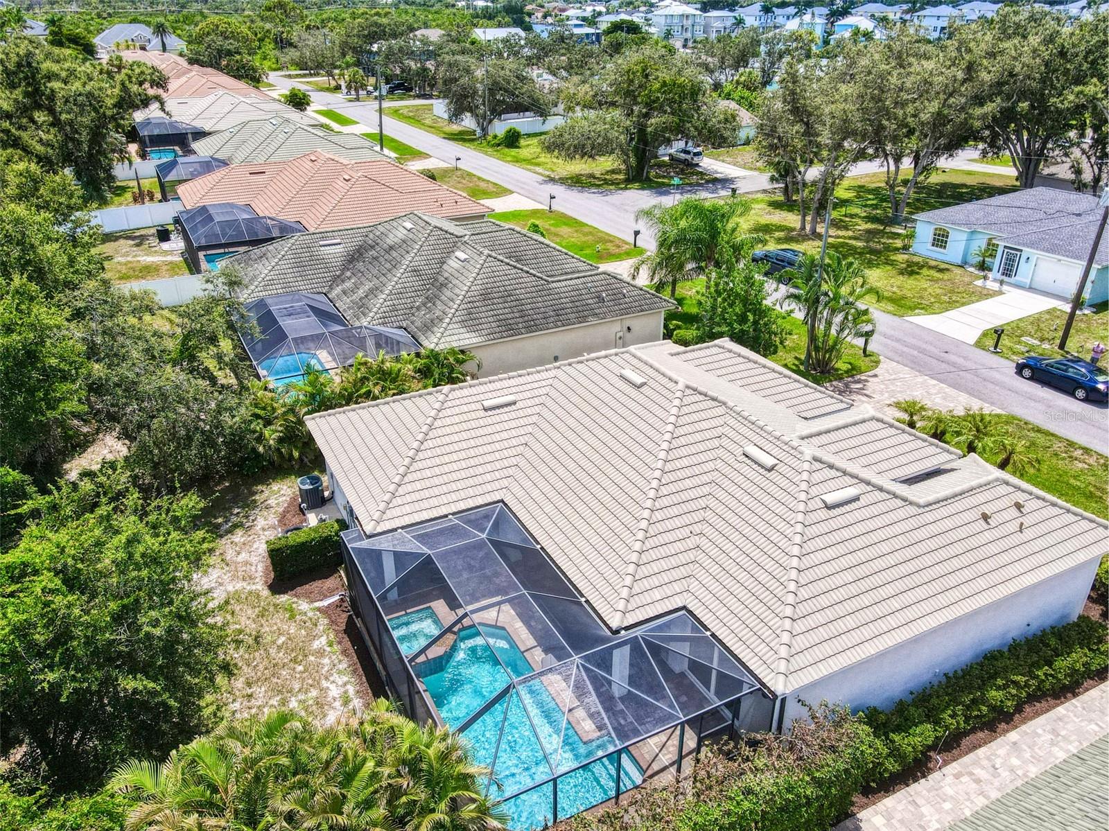 HIDDEN BAY ESTATES - Residential