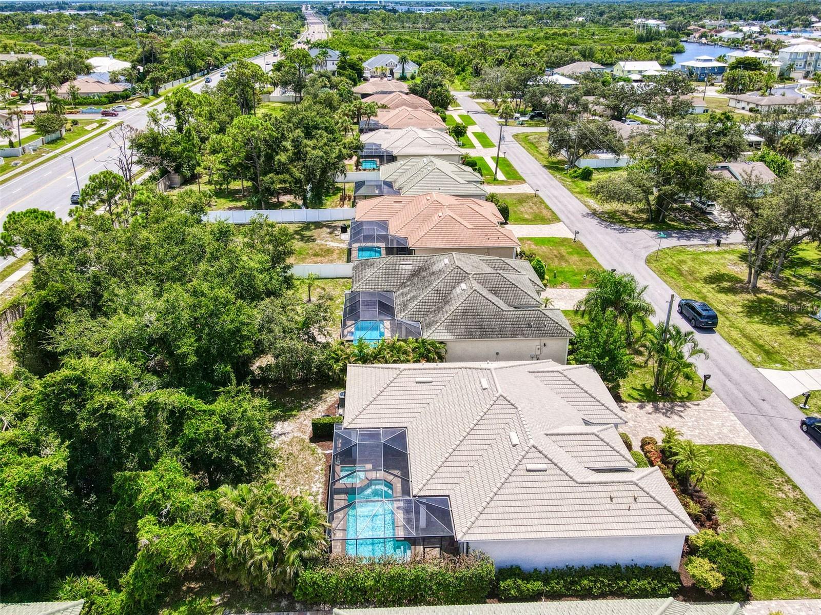 HIDDEN BAY ESTATES - Residential