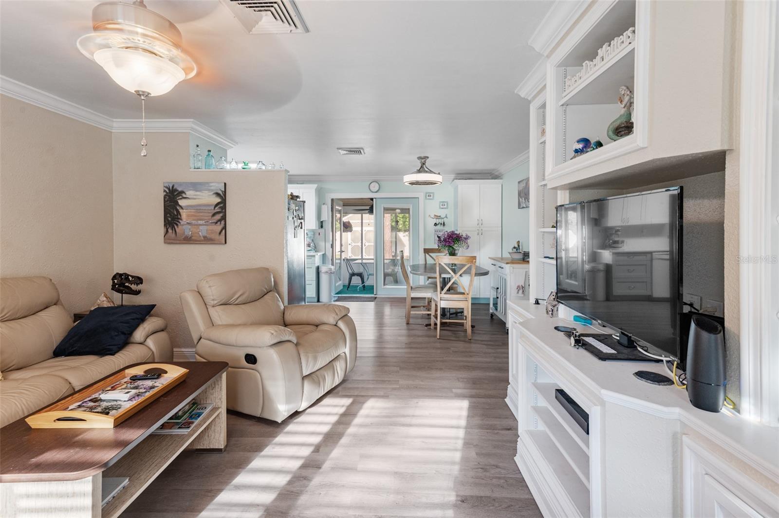 SPRING HILL - Residential