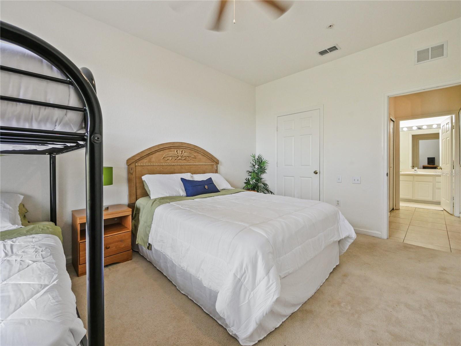 VENTURA AT WINDSOR HILLS CONDO PH 5 - Residential