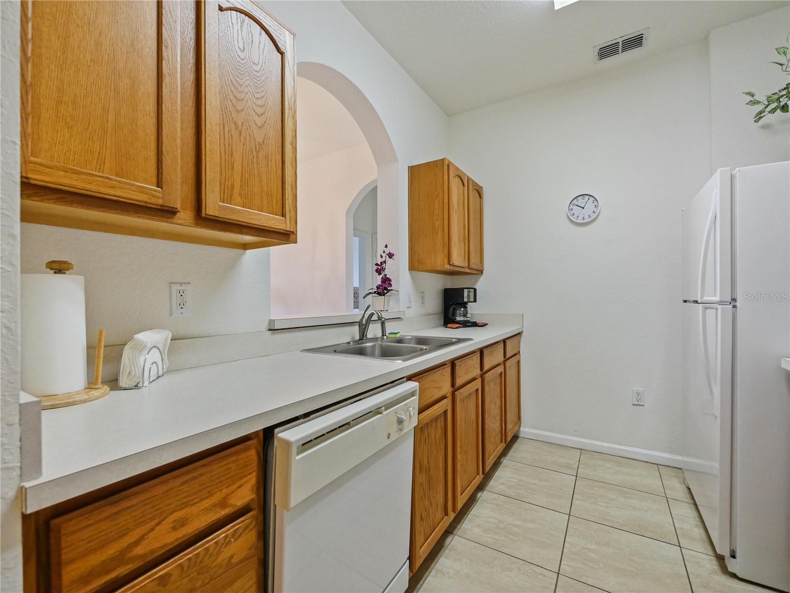 VENTURA AT WINDSOR HILLS CONDO PH 5 - Residential