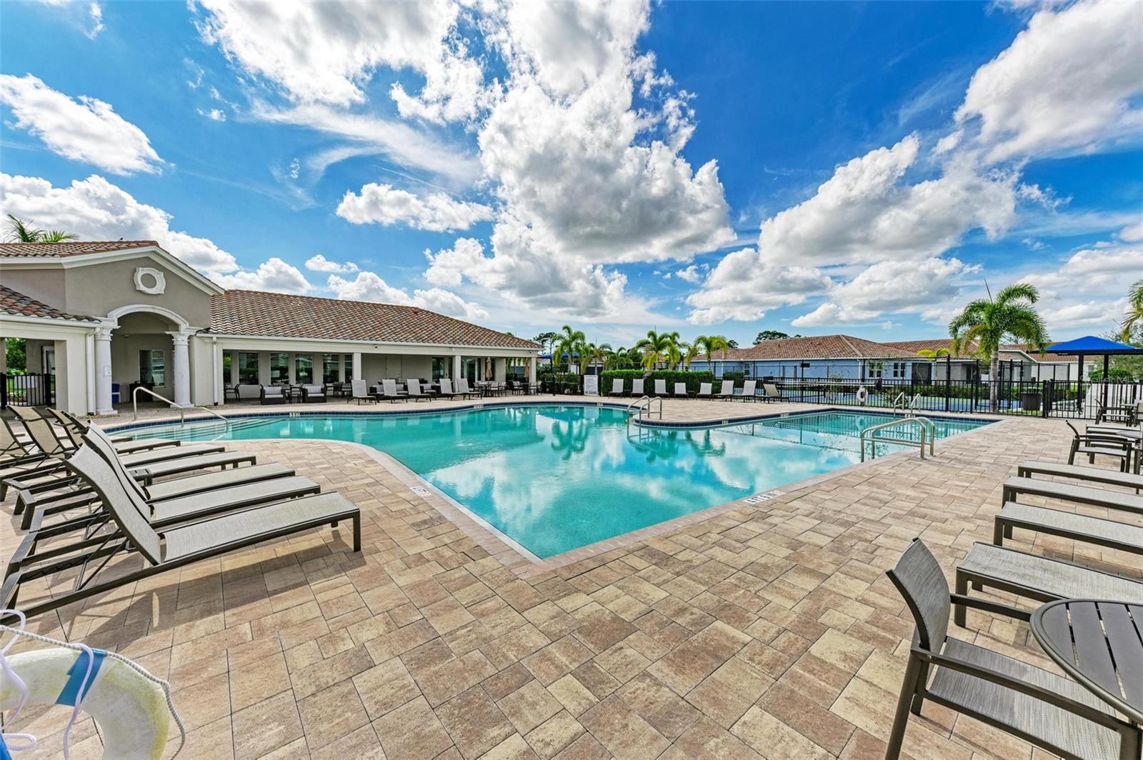 VENICE WOODLANDS - Residential