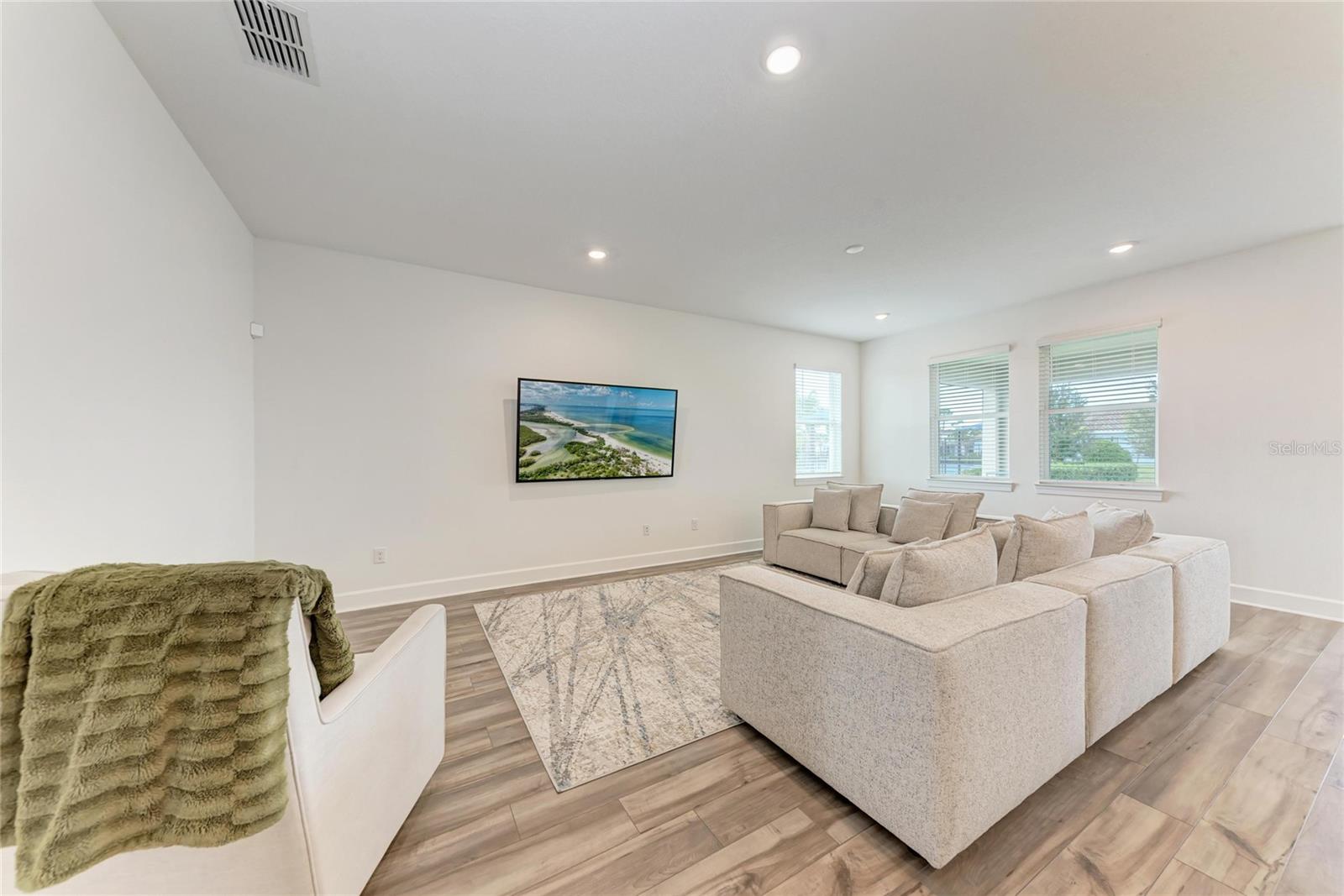 VENICE WOODLANDS - Residential