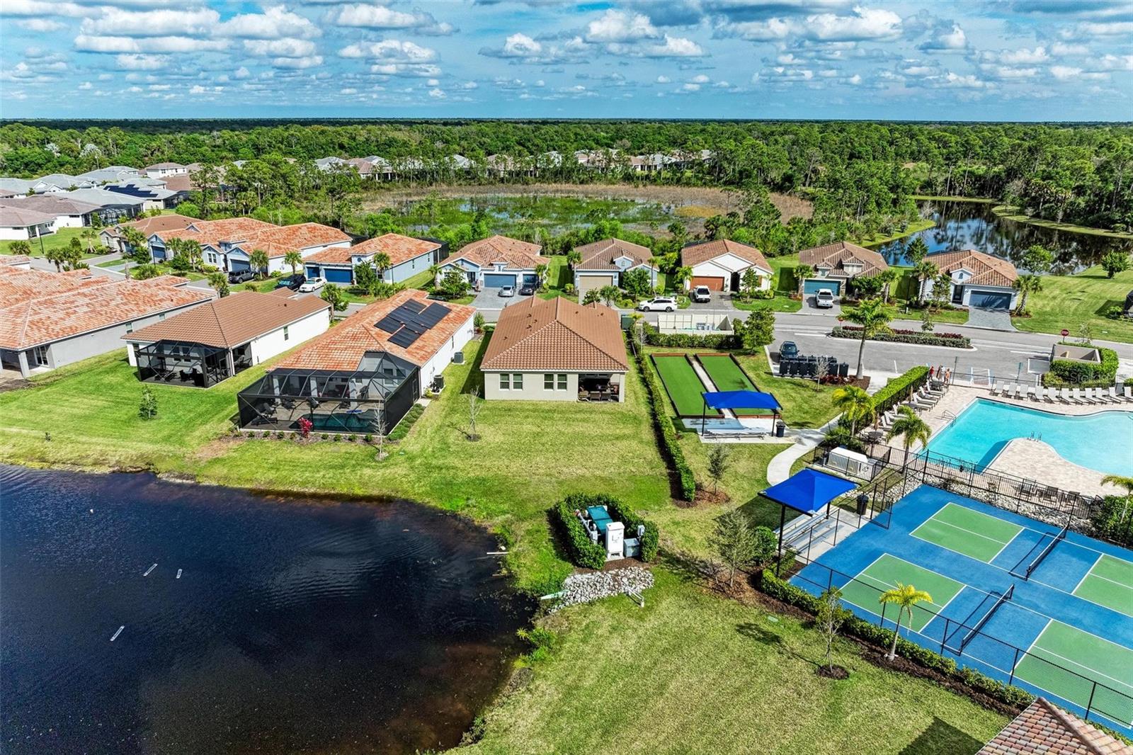 VENICE WOODLANDS - Residential