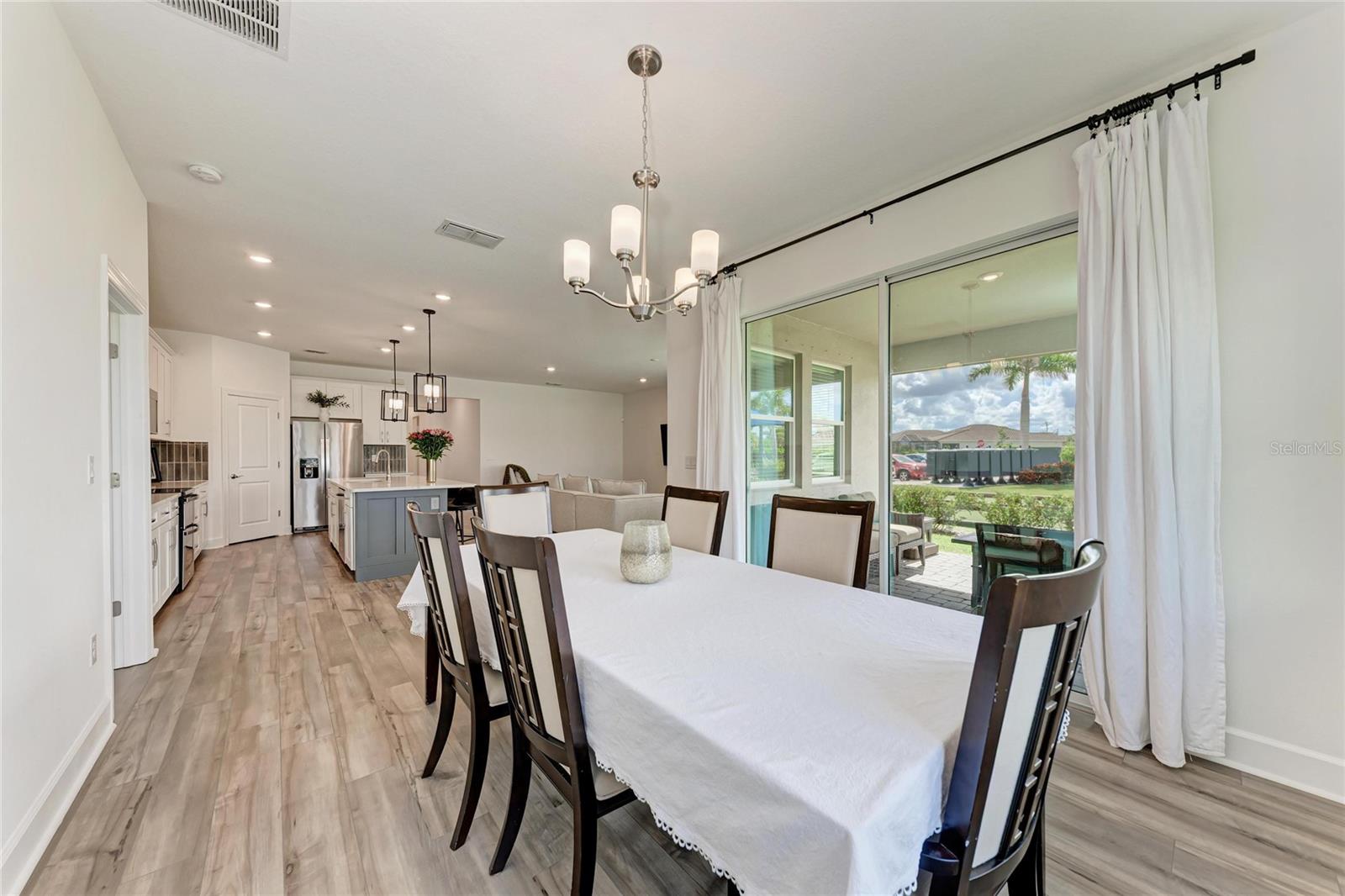 VENICE WOODLANDS - Residential