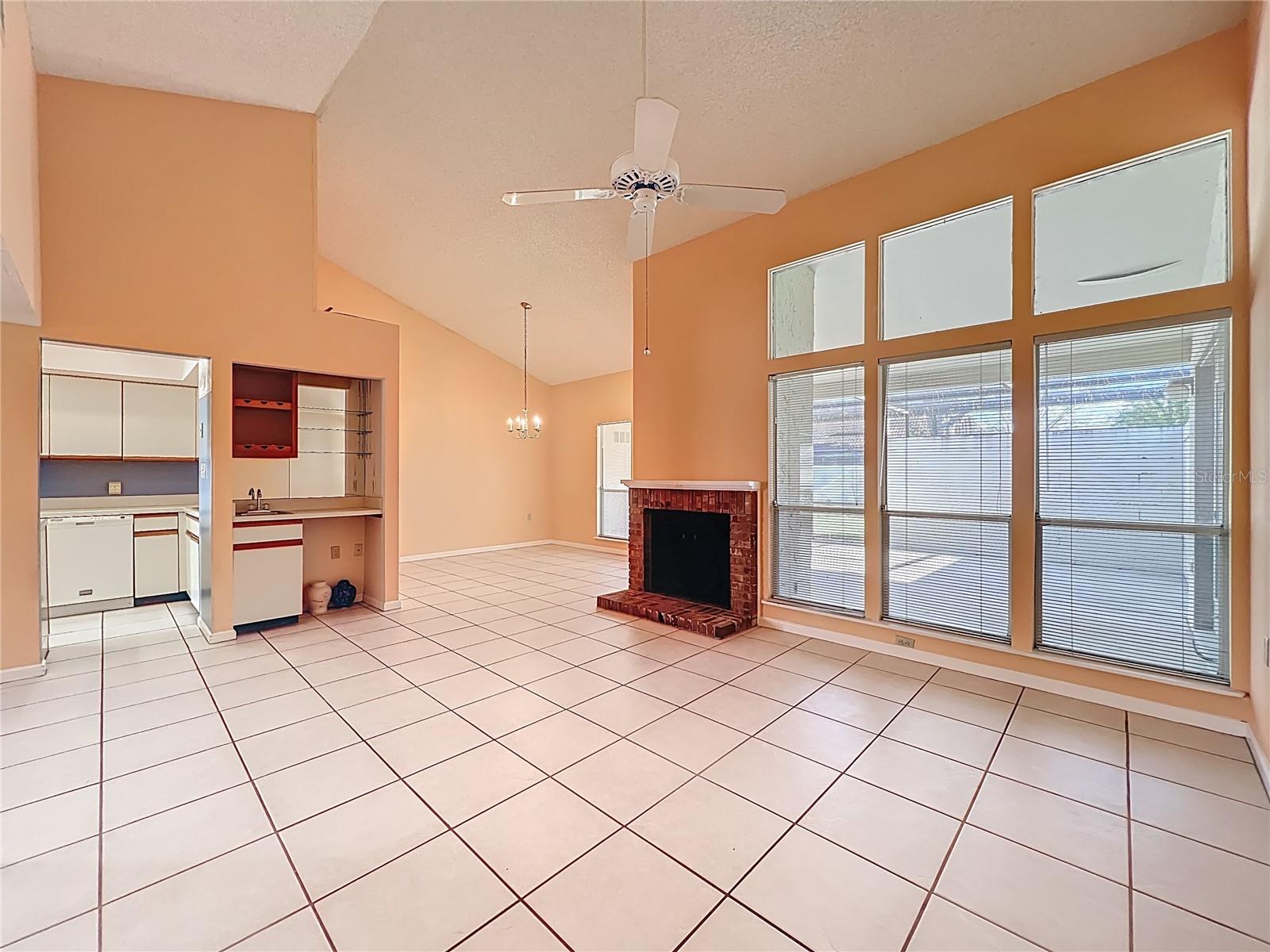 230 W SABAL PALM PLACE