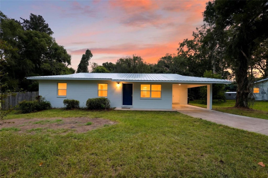 Photo of 13533 SW 164th Terrace, Archer, FL 32618 (MLS # GC543886)
