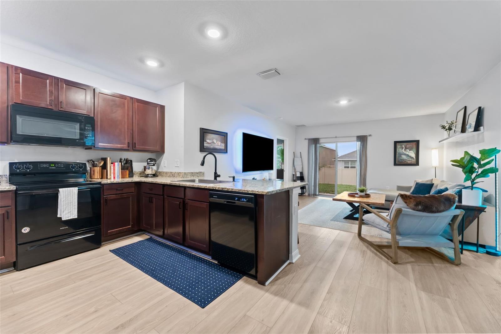 WAVERLY VILLAGE - Residential