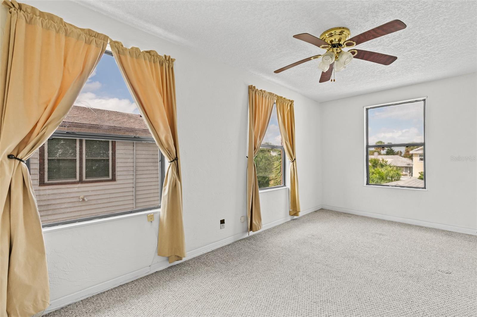 SCHNEES REP ATLANTIC CITY - Residential Income