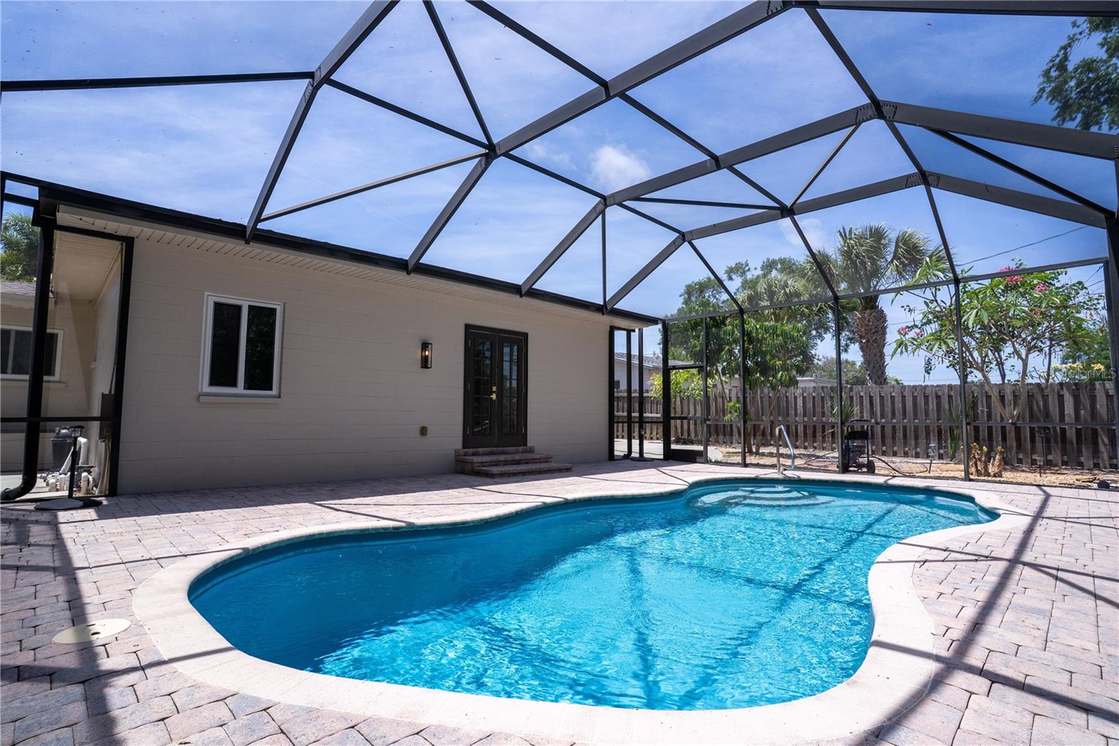 ORANGE ESTS OF ST PETE 1ST ADD - Residential