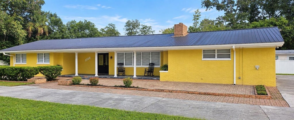 Photo of 1724 Helena Street, Jacksonville, FL 32208 (MLS # FC321800)