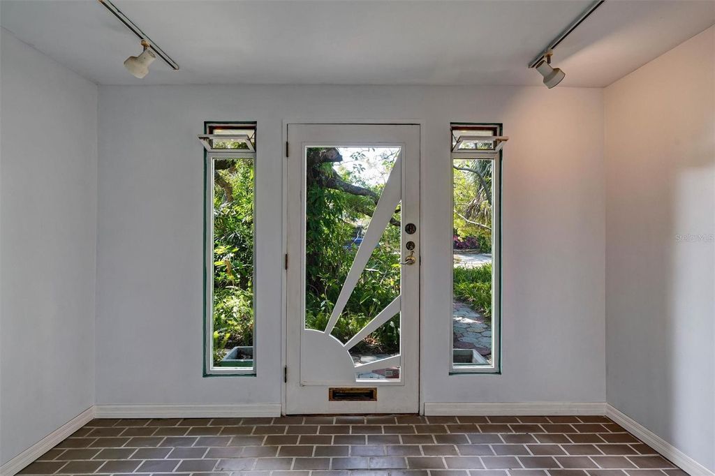 Photo of 151 20th Avenue S, St Petersburg, FL 33705 (MLS # TB8488568)