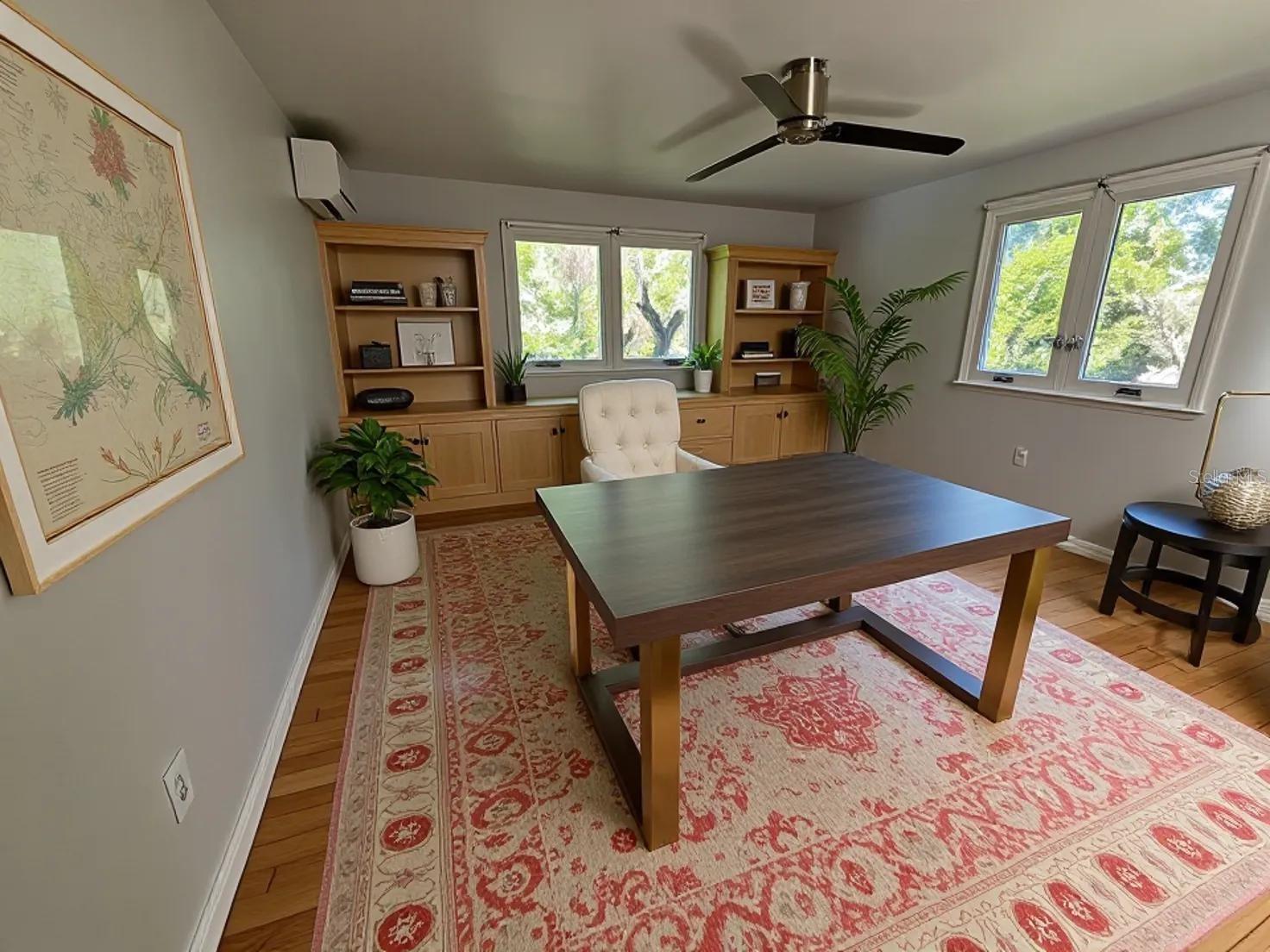 ROUSLYNN - Residential