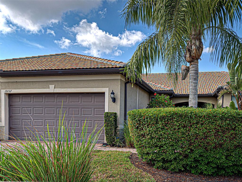 Photo of 19157 Serafina Street, Venice, FL 34293 (MLS # N6141429)
