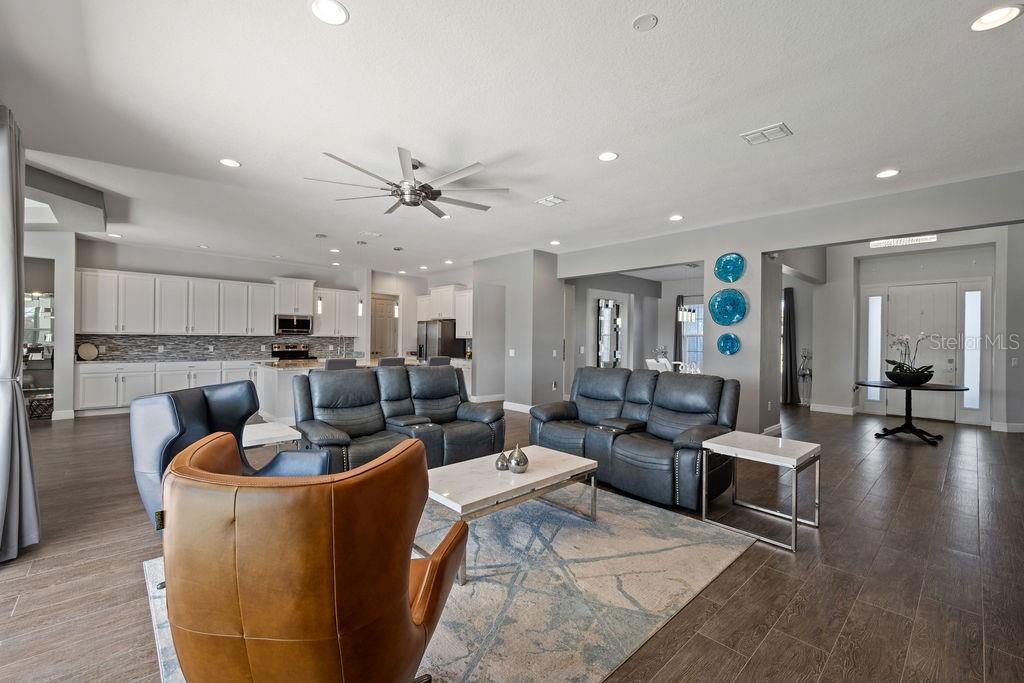 BELLALAGO - Residential