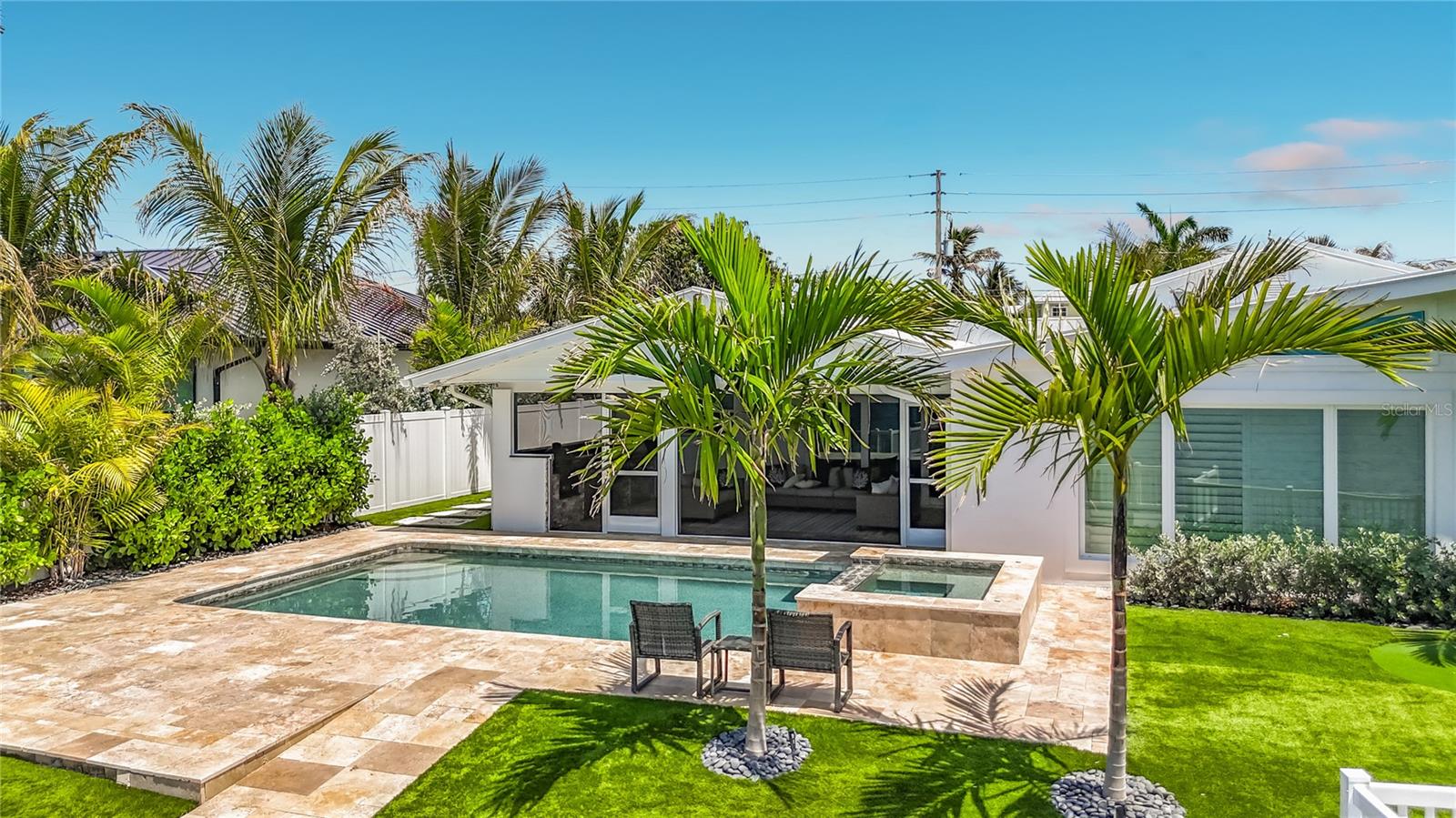 605 KEY ROYALE DRIVE