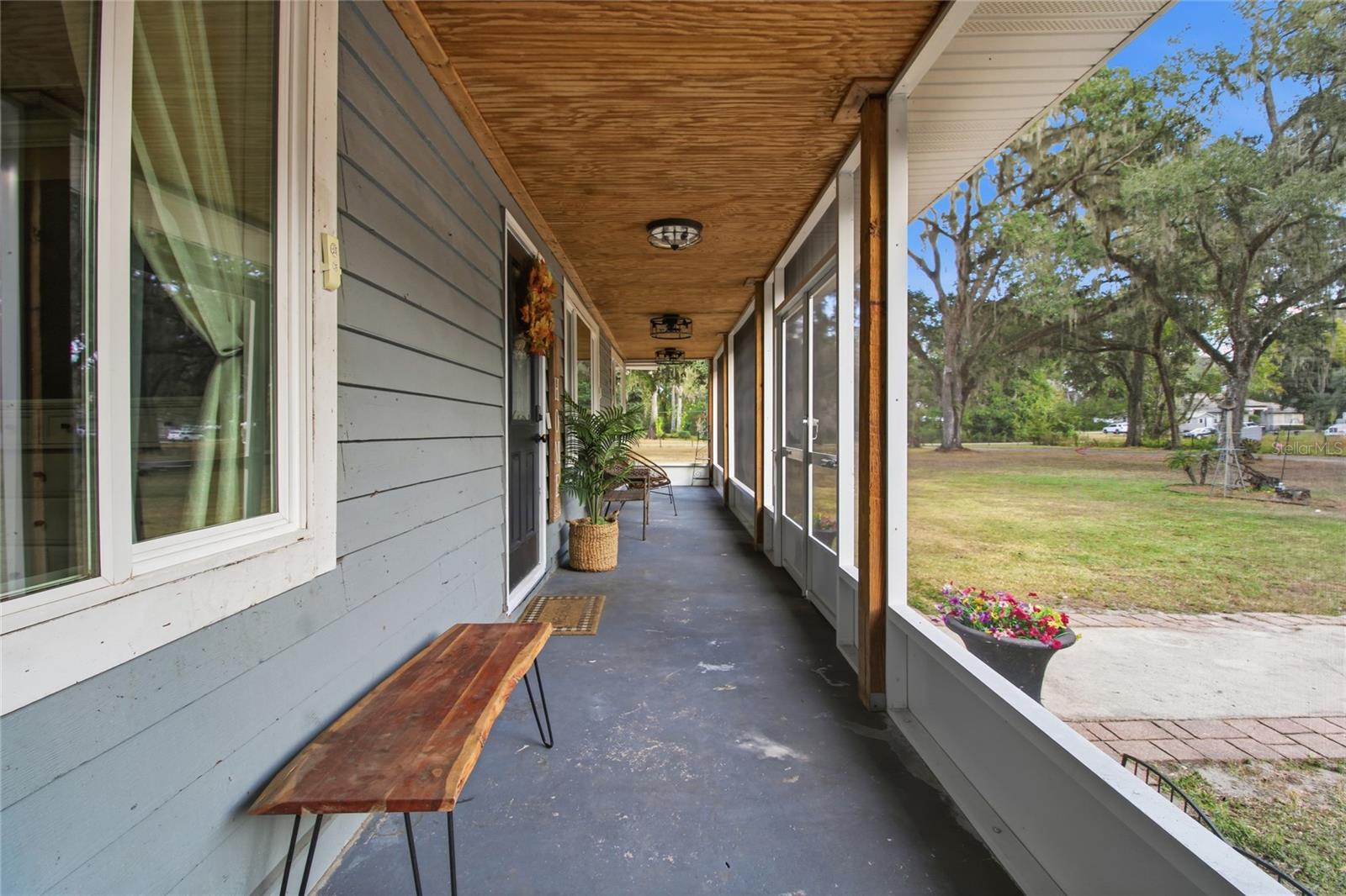 SHADY OAK ESTATES - Residential