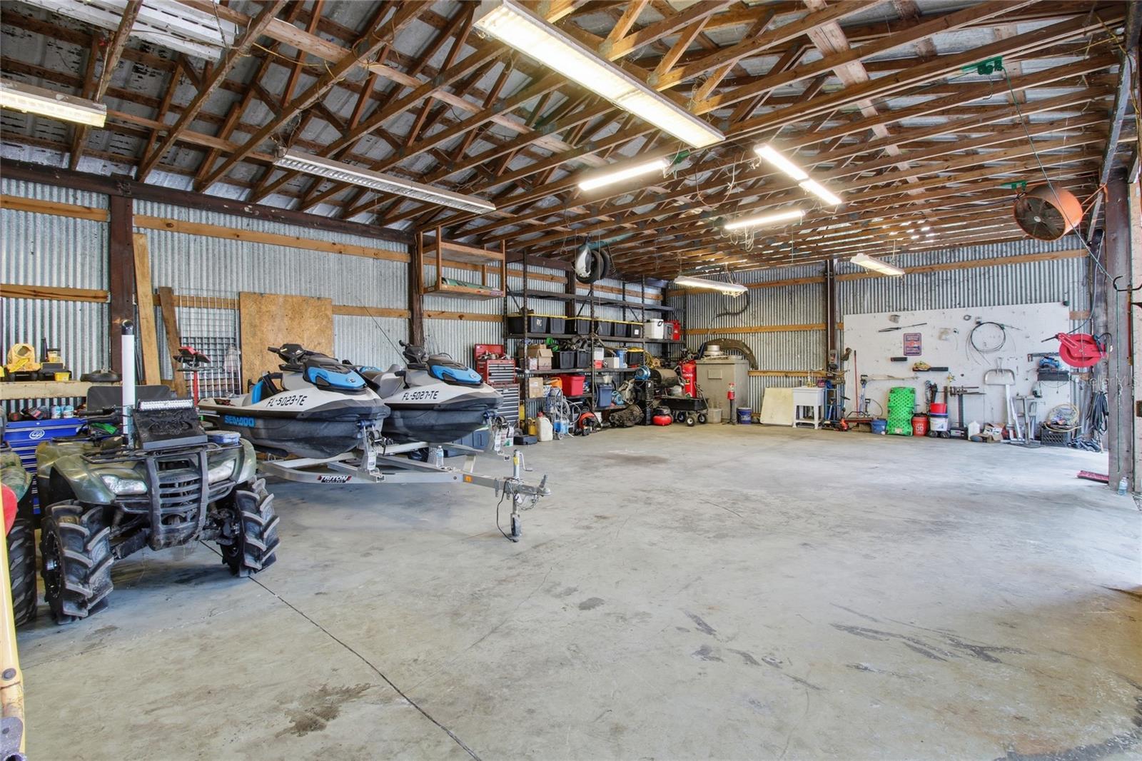 SHADY OAK ESTATES - Residential