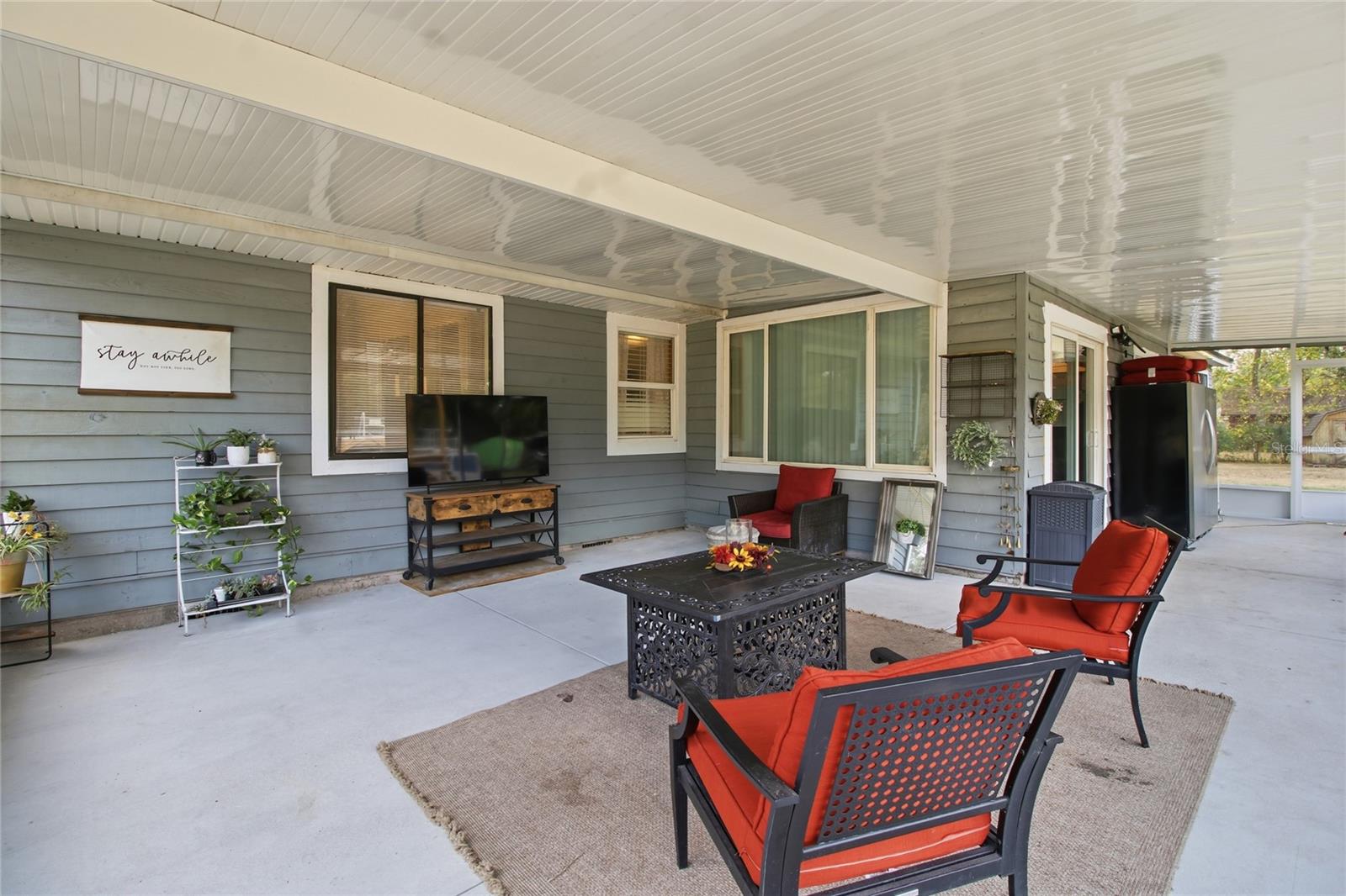 SHADY OAK ESTATES - Residential