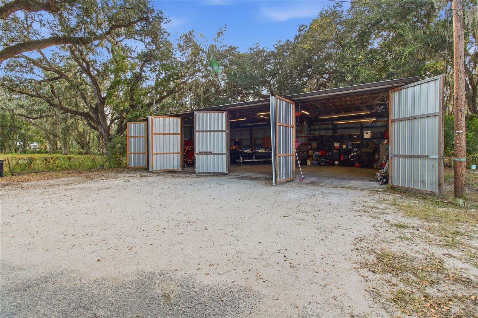 SHADY OAK ESTATES - Residential