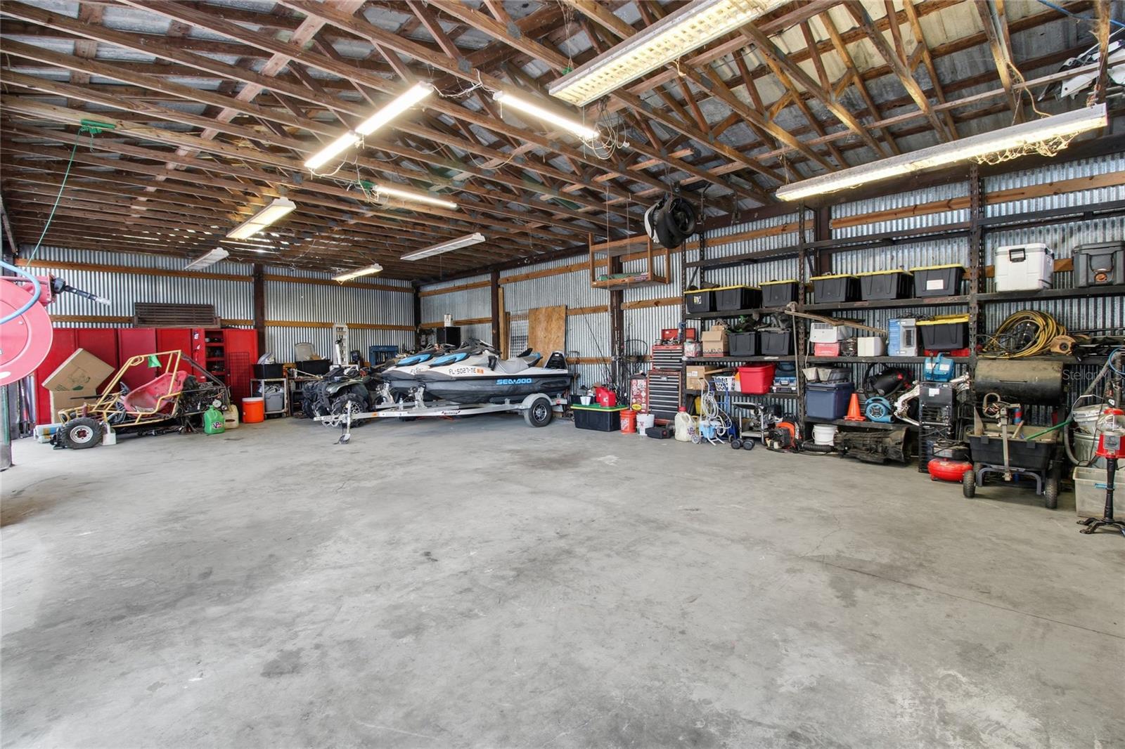 SHADY OAK ESTATES - Residential