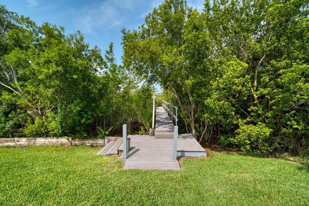 INDIAN ROCKS - Residential